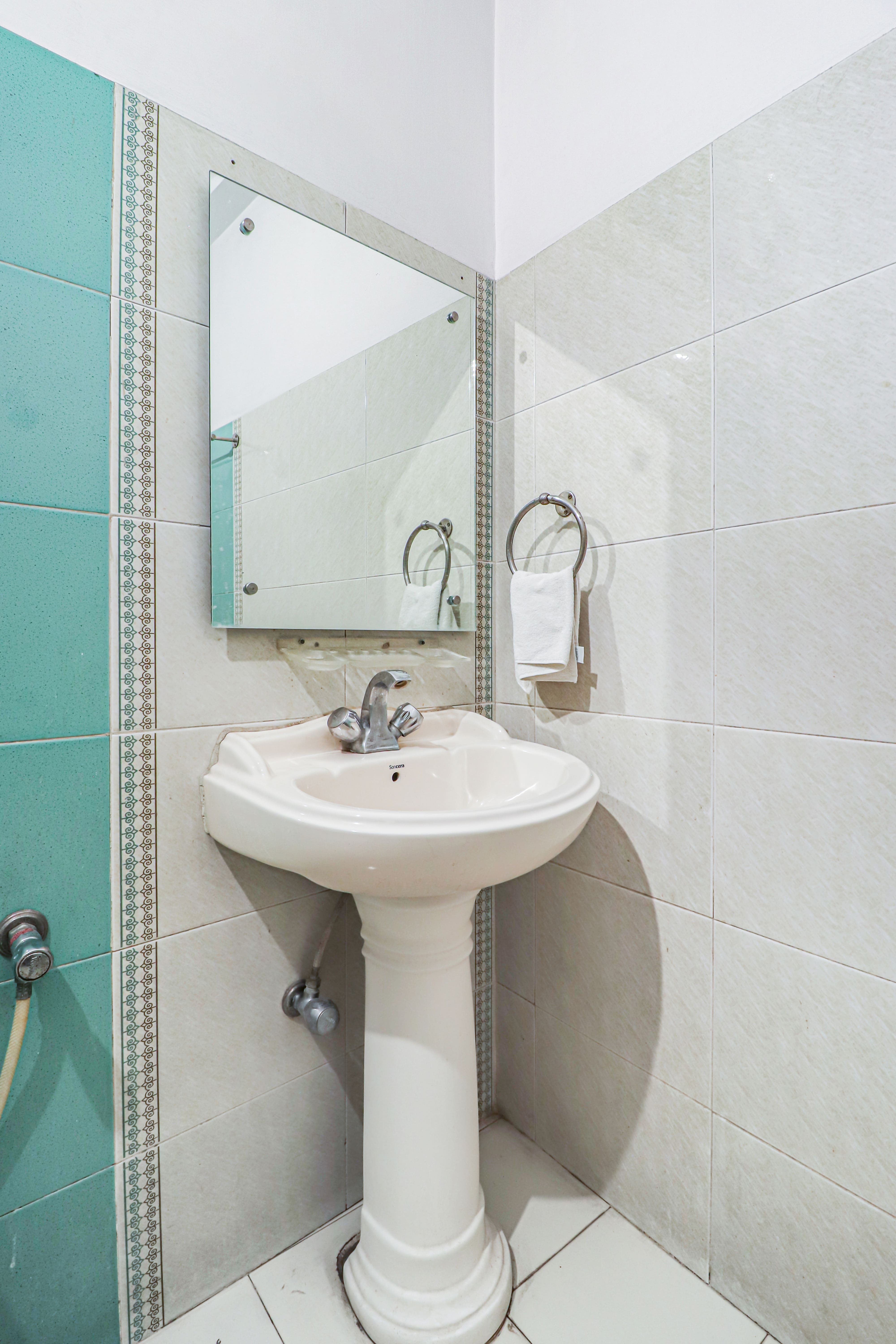 hotel siddharth paradise