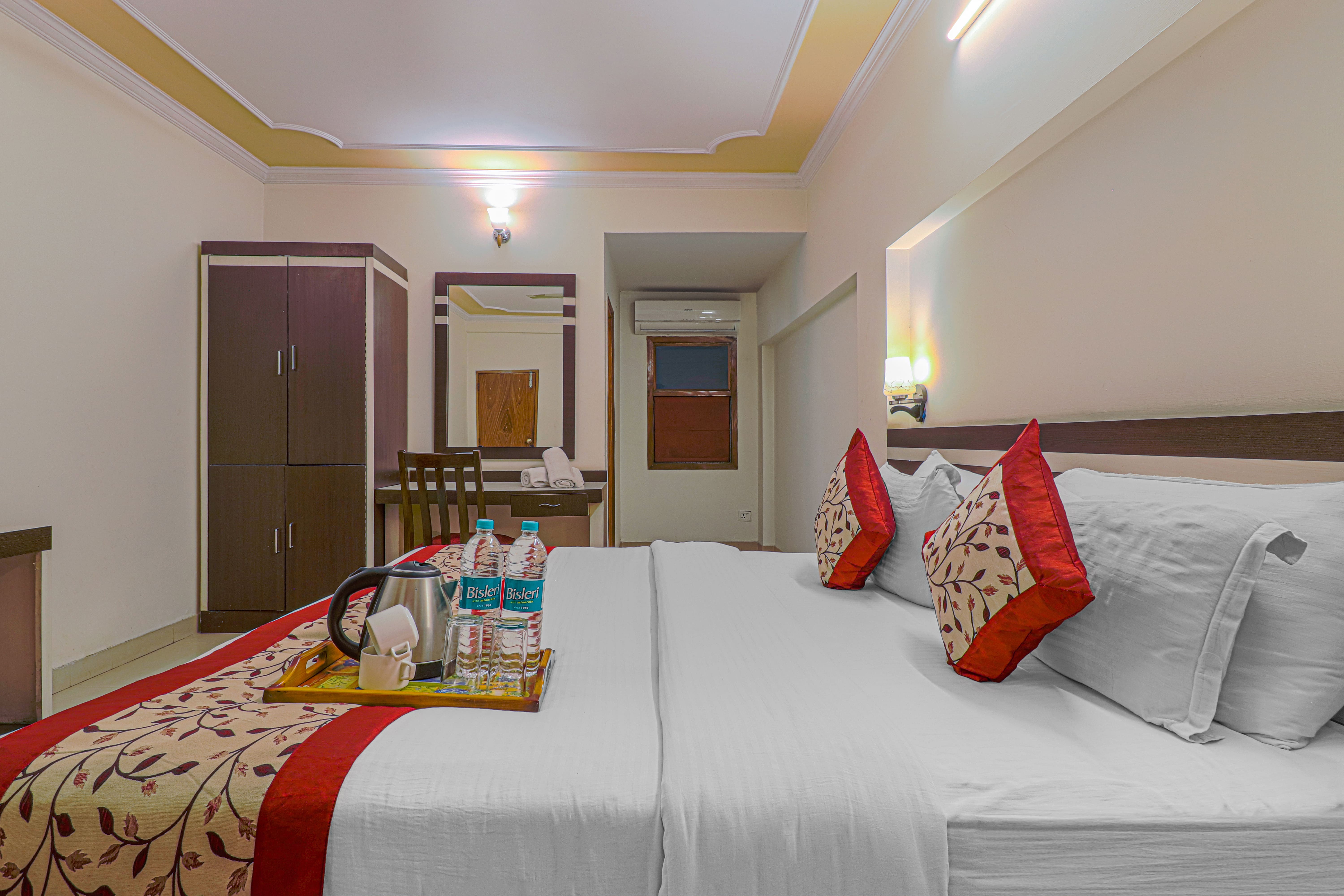 hotel siddharth paradise