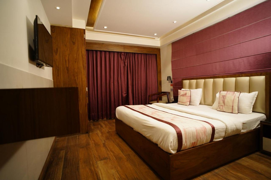 mahaveer shimla by royal collection