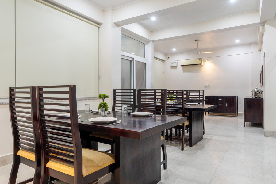 treebo ak residency tapovan