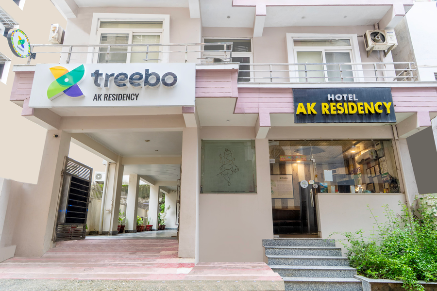 treebo ak residency tapovan