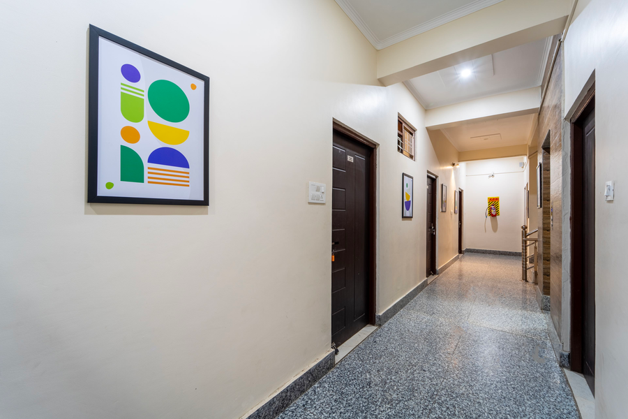 treebo ak residency tapovan