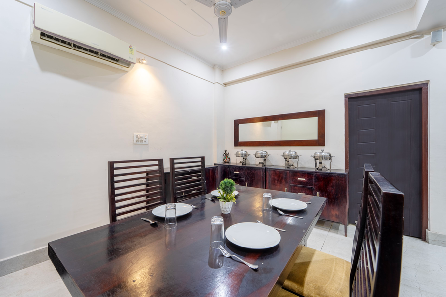 treebo ak residency tapovan