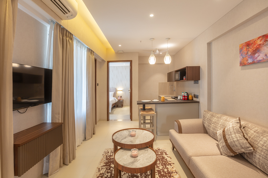 ar suites jewels royale