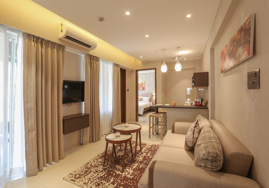 ar suites jewels royale