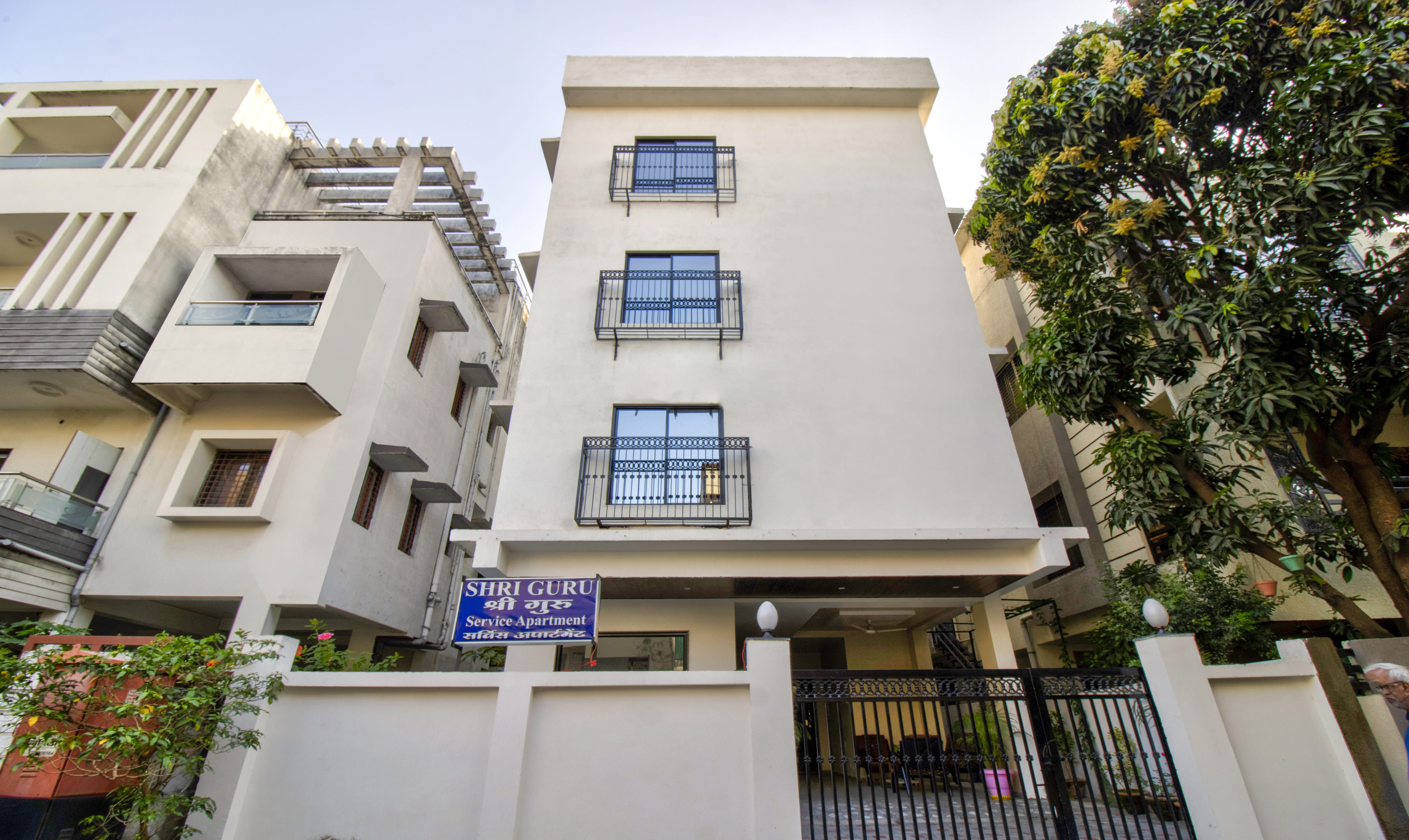 Itsy Hotels Shri Guru Service Apartment