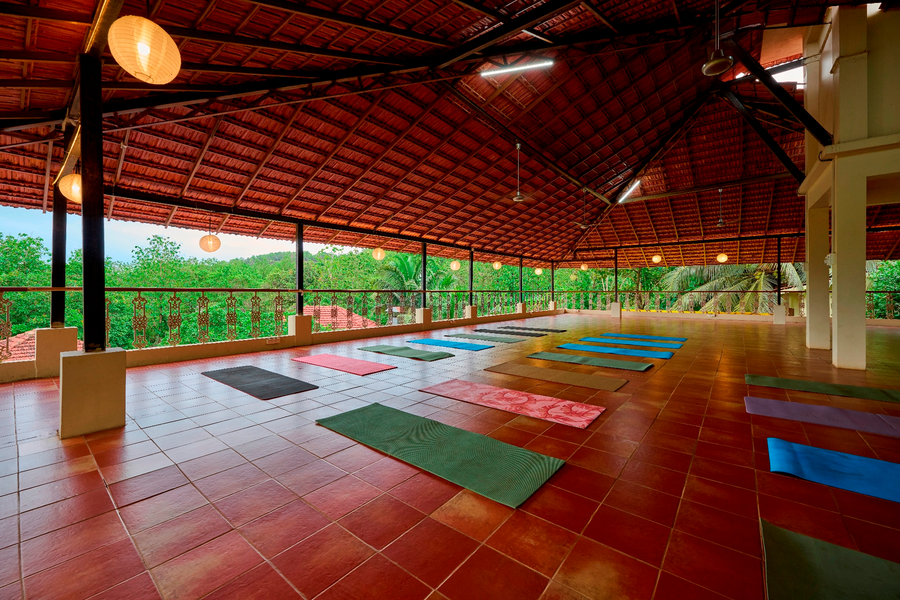 golden tulip goa mandrem