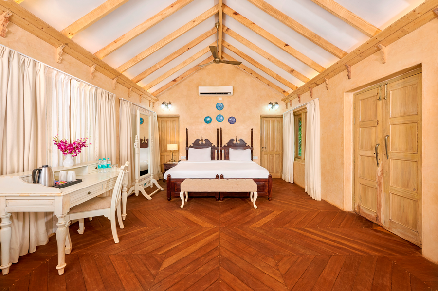 golden tulip goa mandrem