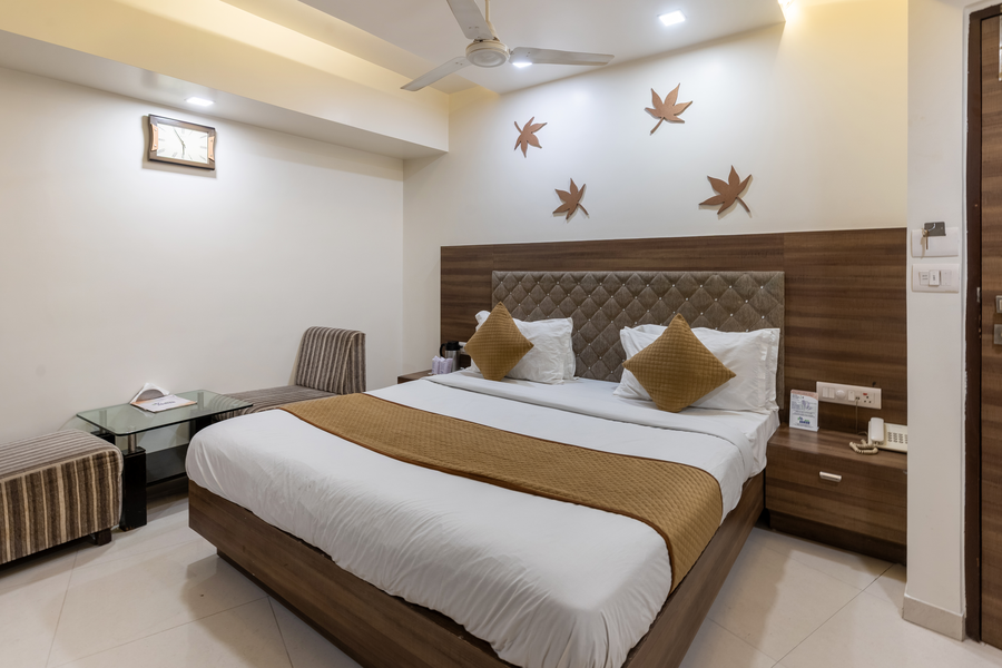 hotel ashish