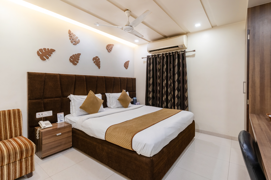 hotel ashish