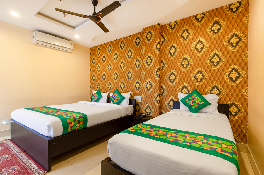 treebo hotel mobi vip airport