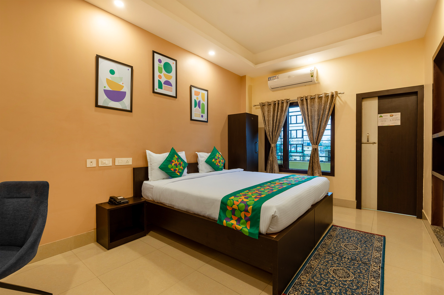 treebo hotel mobi vip airport