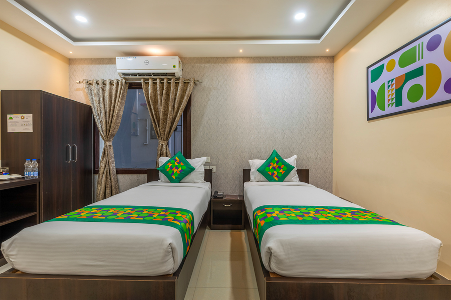 treebo hotel mobi vip airport