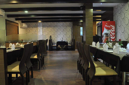 Hotel Half Moon,No.285,Vivekananda Street, Sh 49, Opp. Kfc, Sangam Colony, Kottivakkam, Chennai,3 star