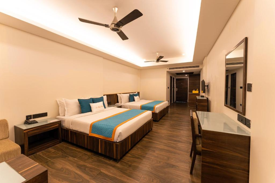 zone connect by the park para goa