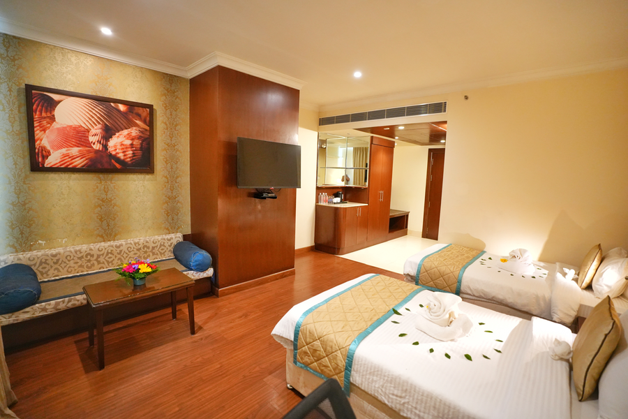 the altruist hitech hotel