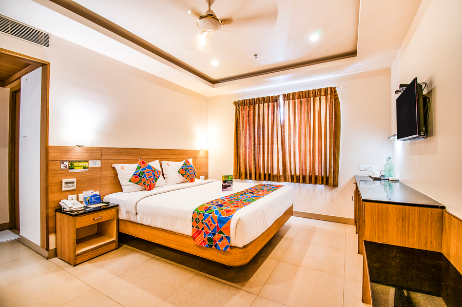 fabhotel prime royal castle