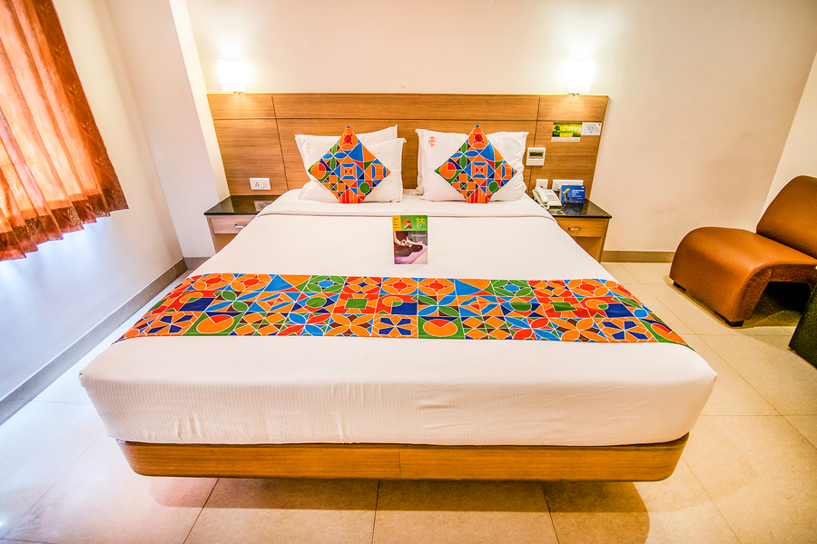 fabhotel prime royal castle