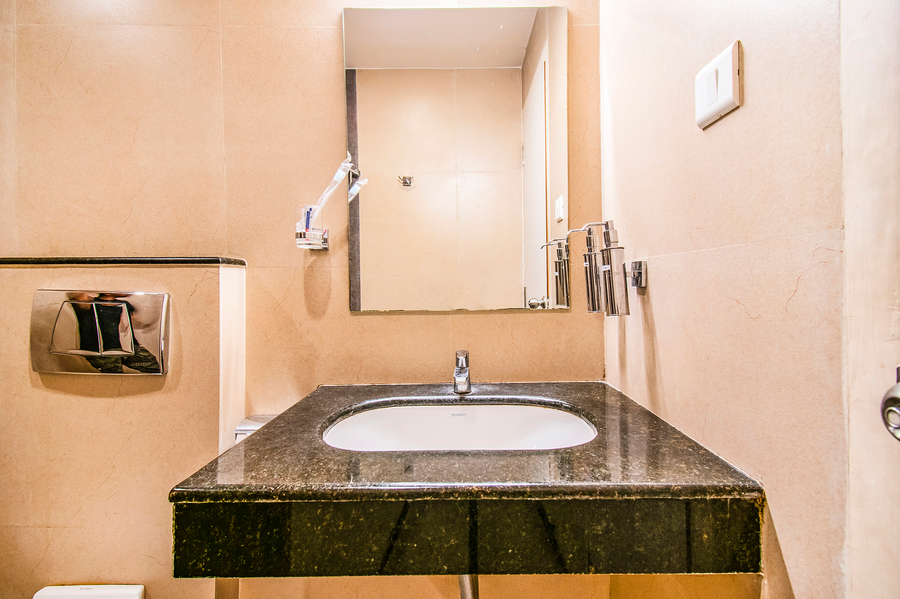 fabhotel prime royal castle