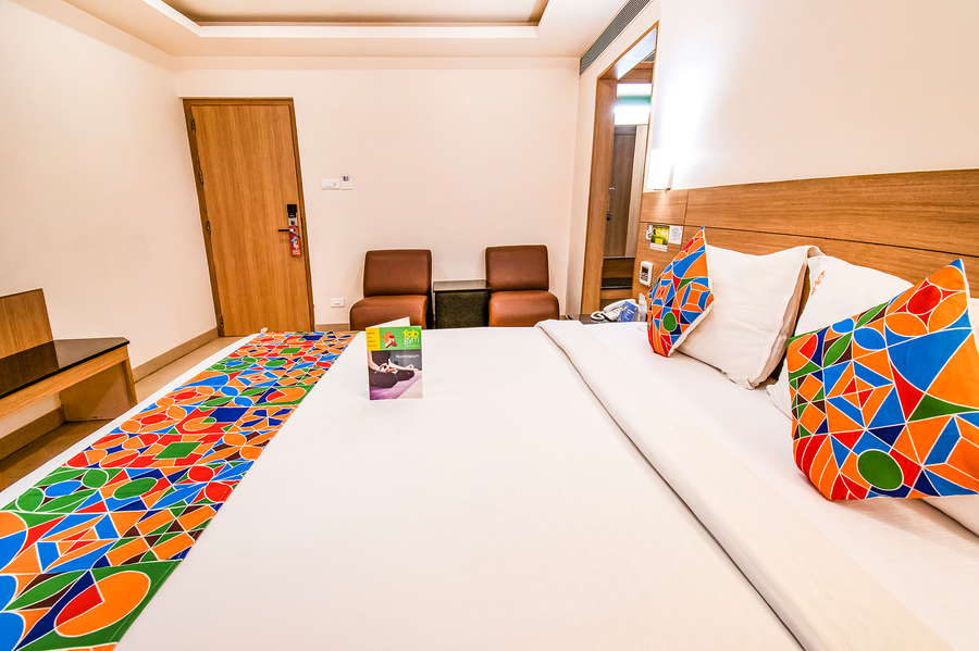 fabhotel prime royal castle