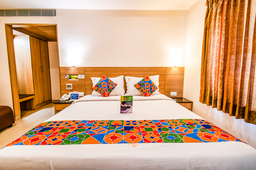 fabhotel prime royal castle
