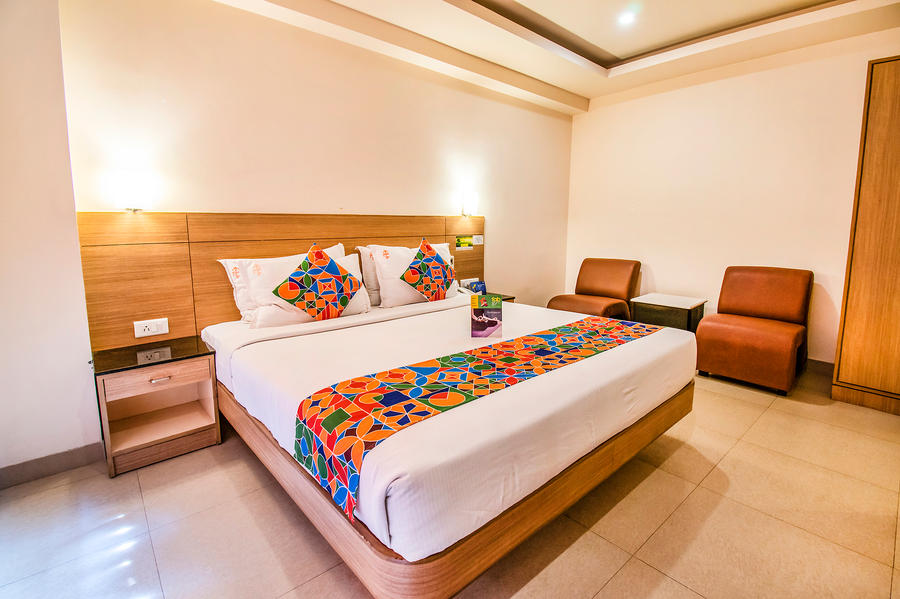 fabhotel prime royal castle
