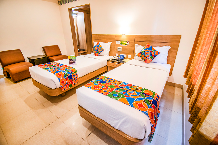 fabhotel prime royal castle
