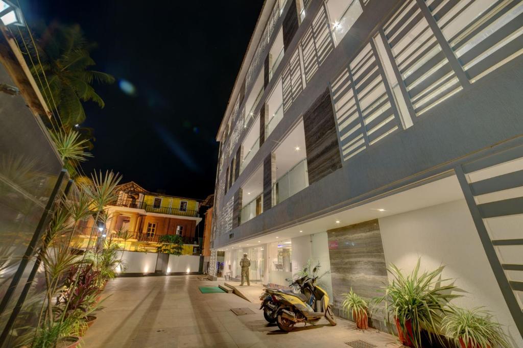 fabhotel prime the kings court
