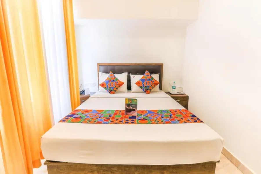 fabhotel oakwey inn