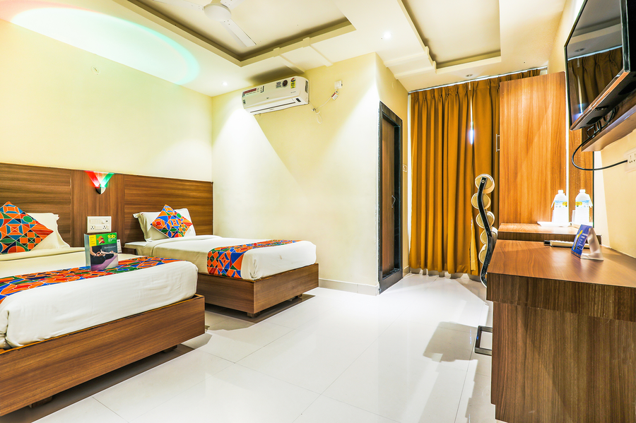 fabhotel rr grand