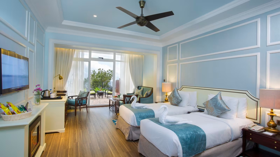 fragrant nature munnar