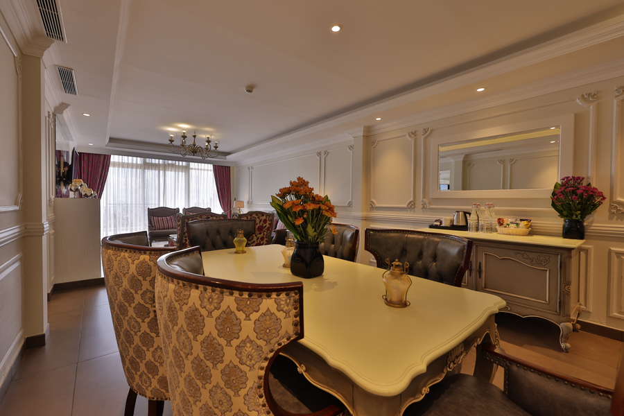 fragrant nature munnar