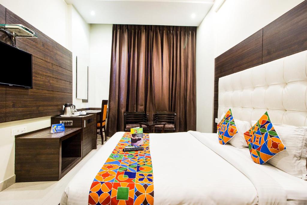 fabhotel kk continental