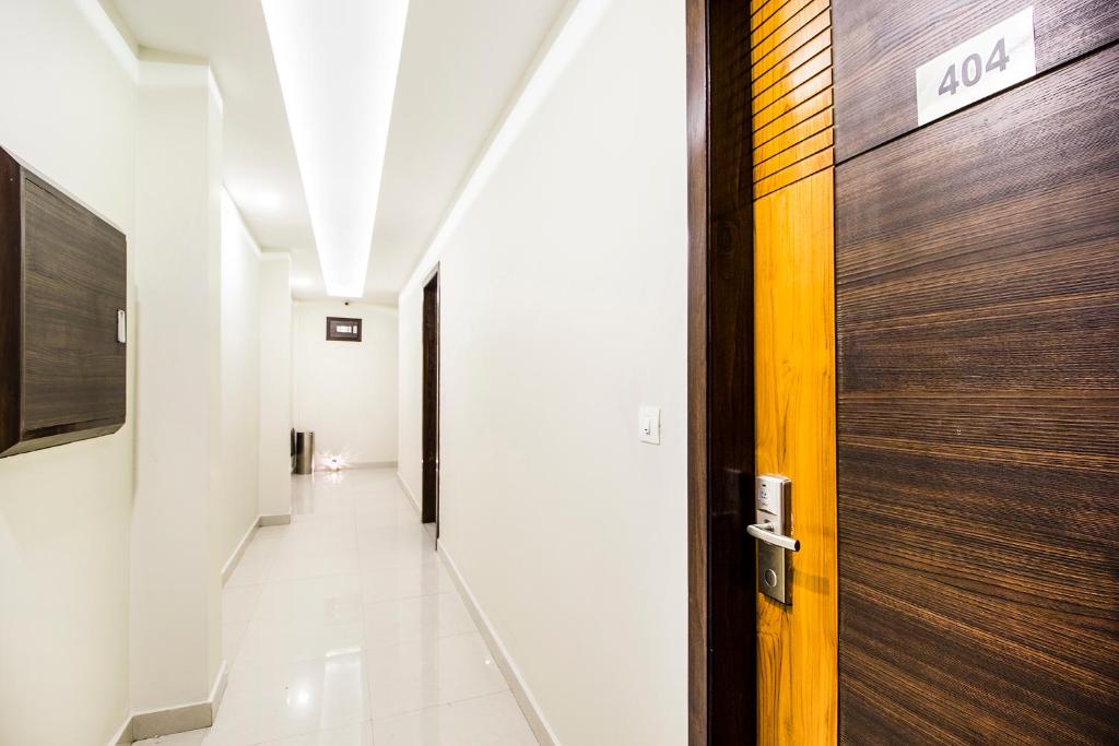 fabhotel kk continental