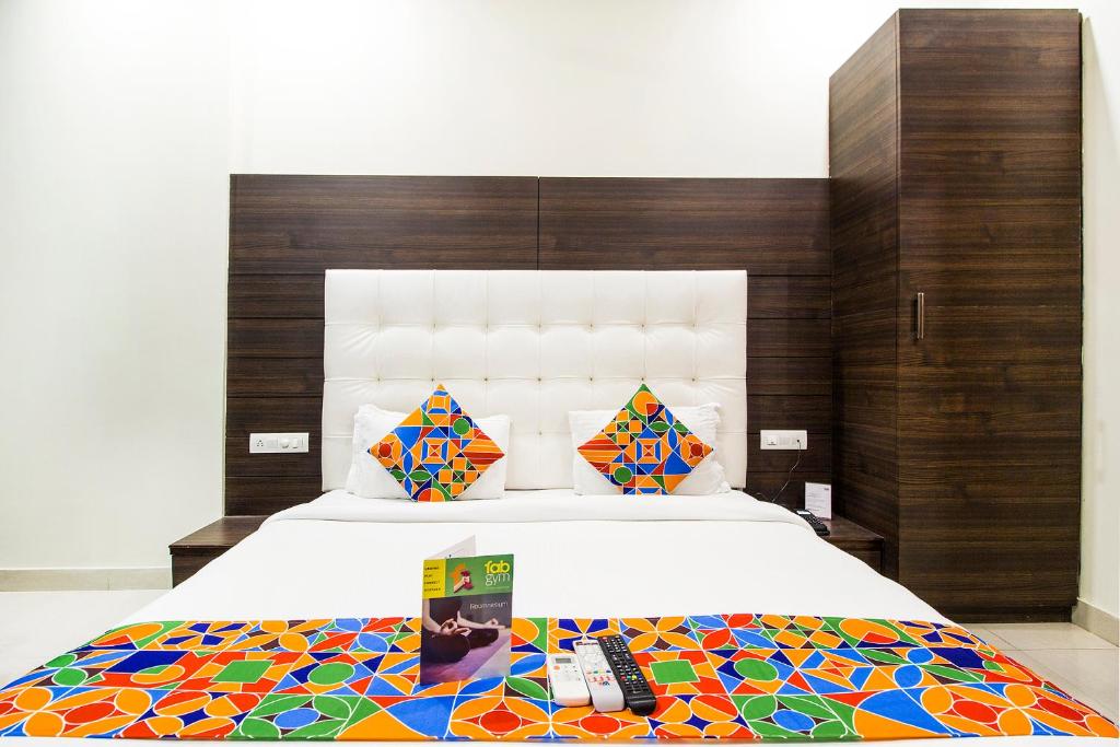 fabhotel kk continental