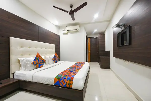 fabhotel kk continental
