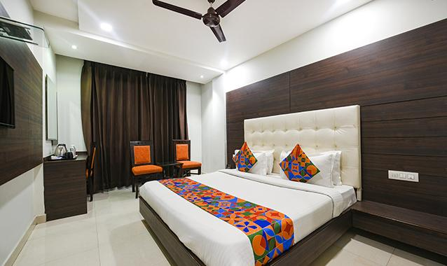 fabhotel kk continental