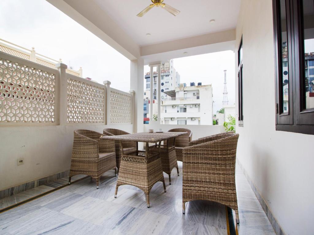 fabhotel jaipur villa