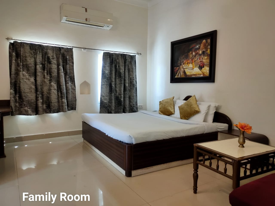 hotel karnavati