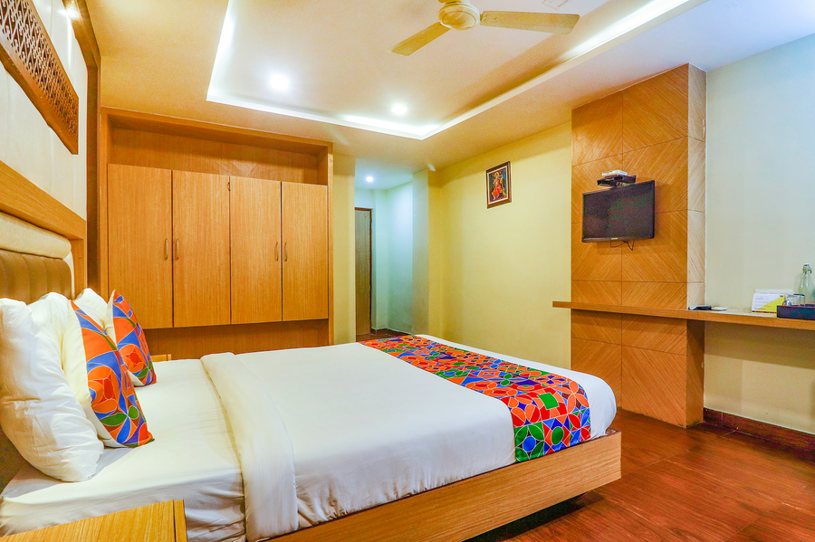 fabhotel keerthis anupama