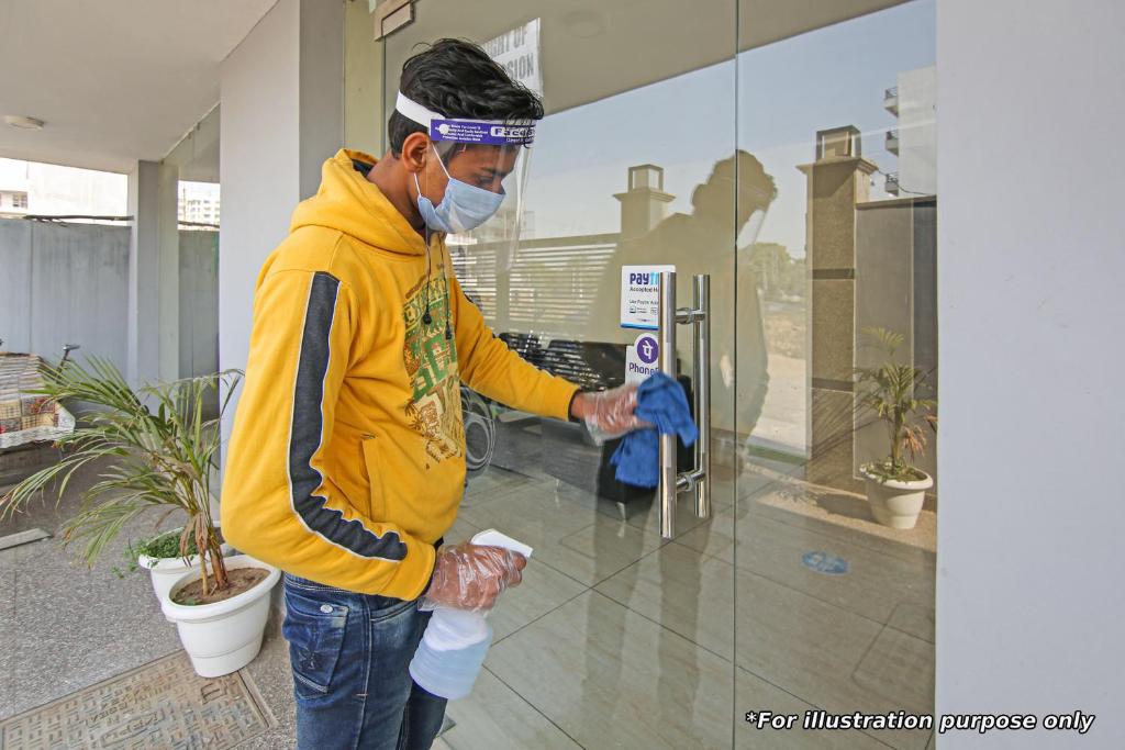 Hotel Bharat Stay,A-6, Vasant Kunj Rd, Near Main Red Light, Block B, Mahipalpur Village, Mahipalpur, New Delhi, Delhi 110037,3 star