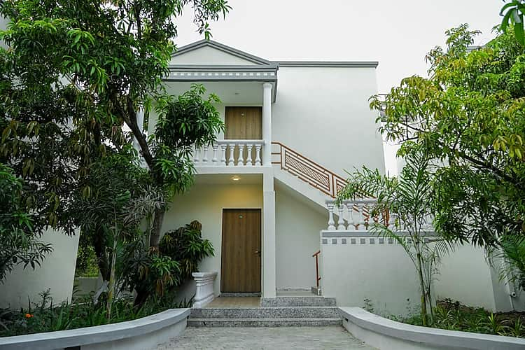 van vihar resort