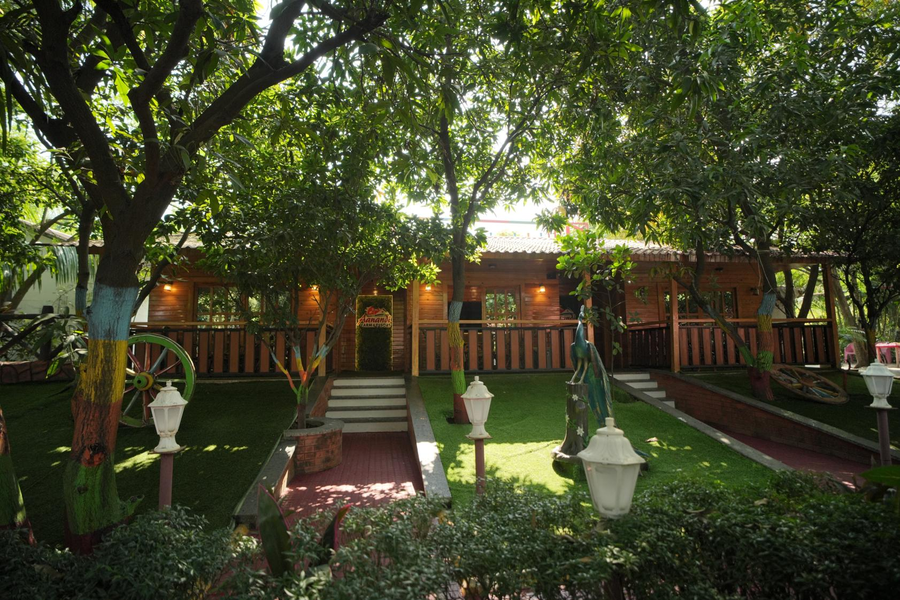 aanandi farm and resort