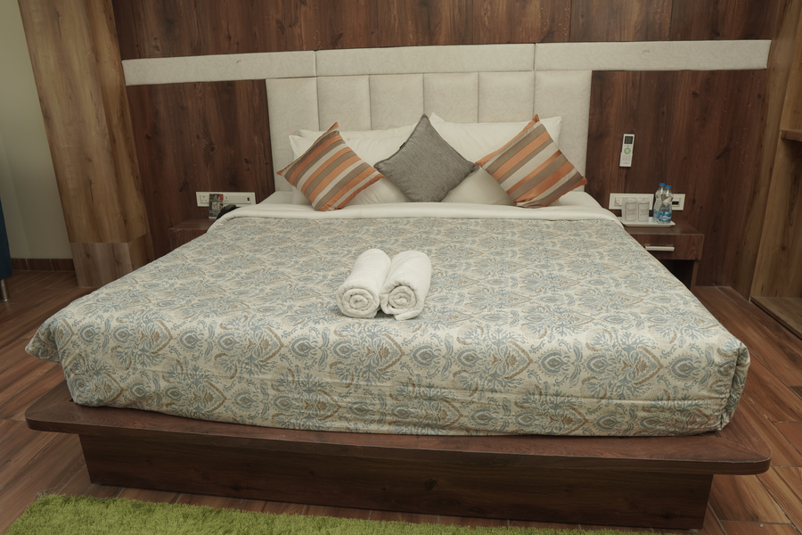 hotel shivaay