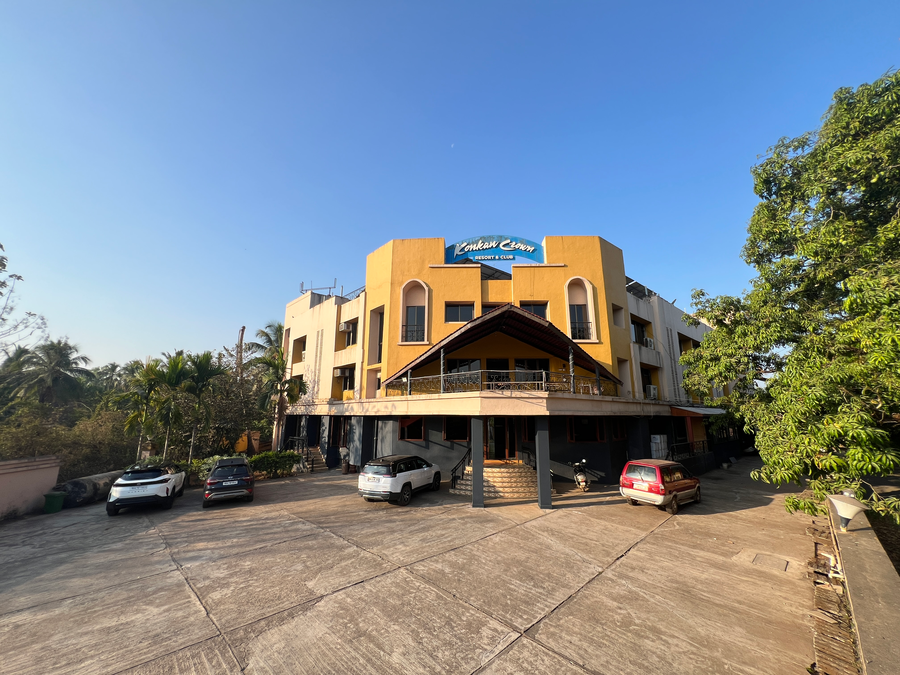 Konkan Crown Resort & Club Sawantwadi,Goa>>Arambol,3 star