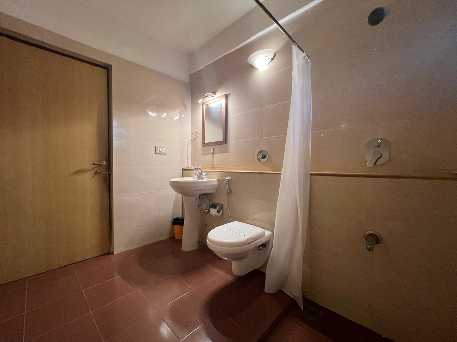 konkan crown resort and club sawantwadi