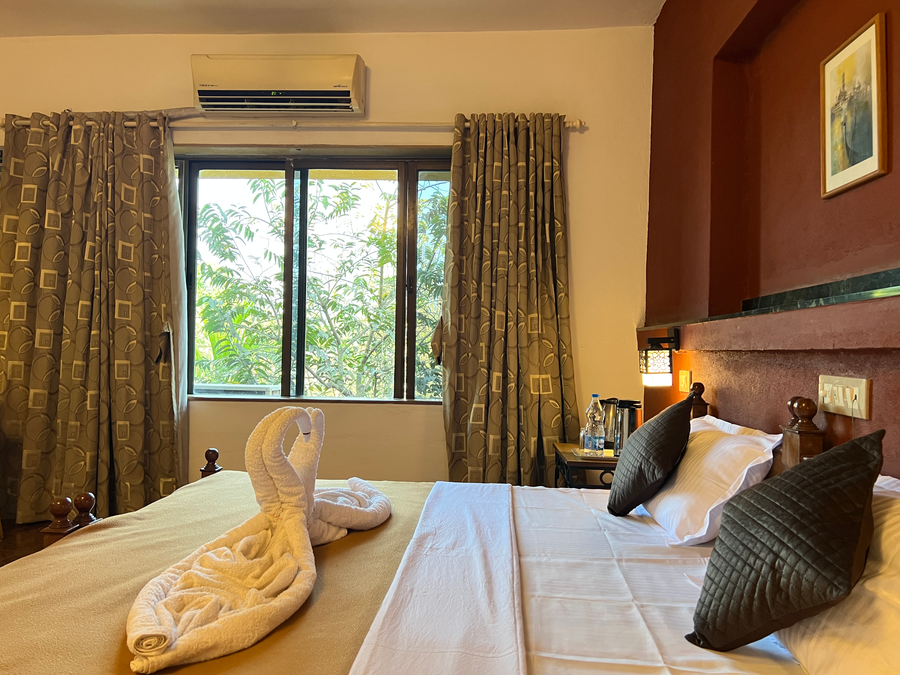 konkan crown resort and club sawantwadi