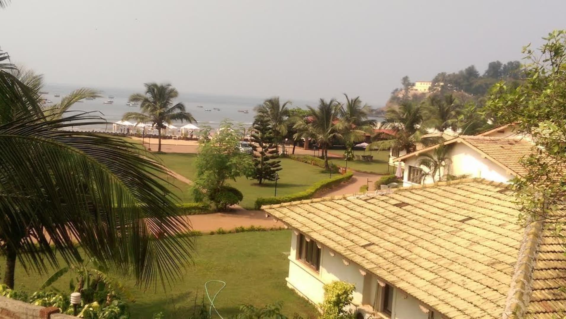 larios beach holidays by the beach