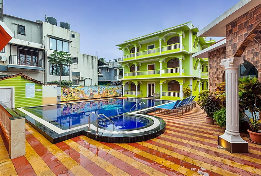 larios beach holidays by the beach