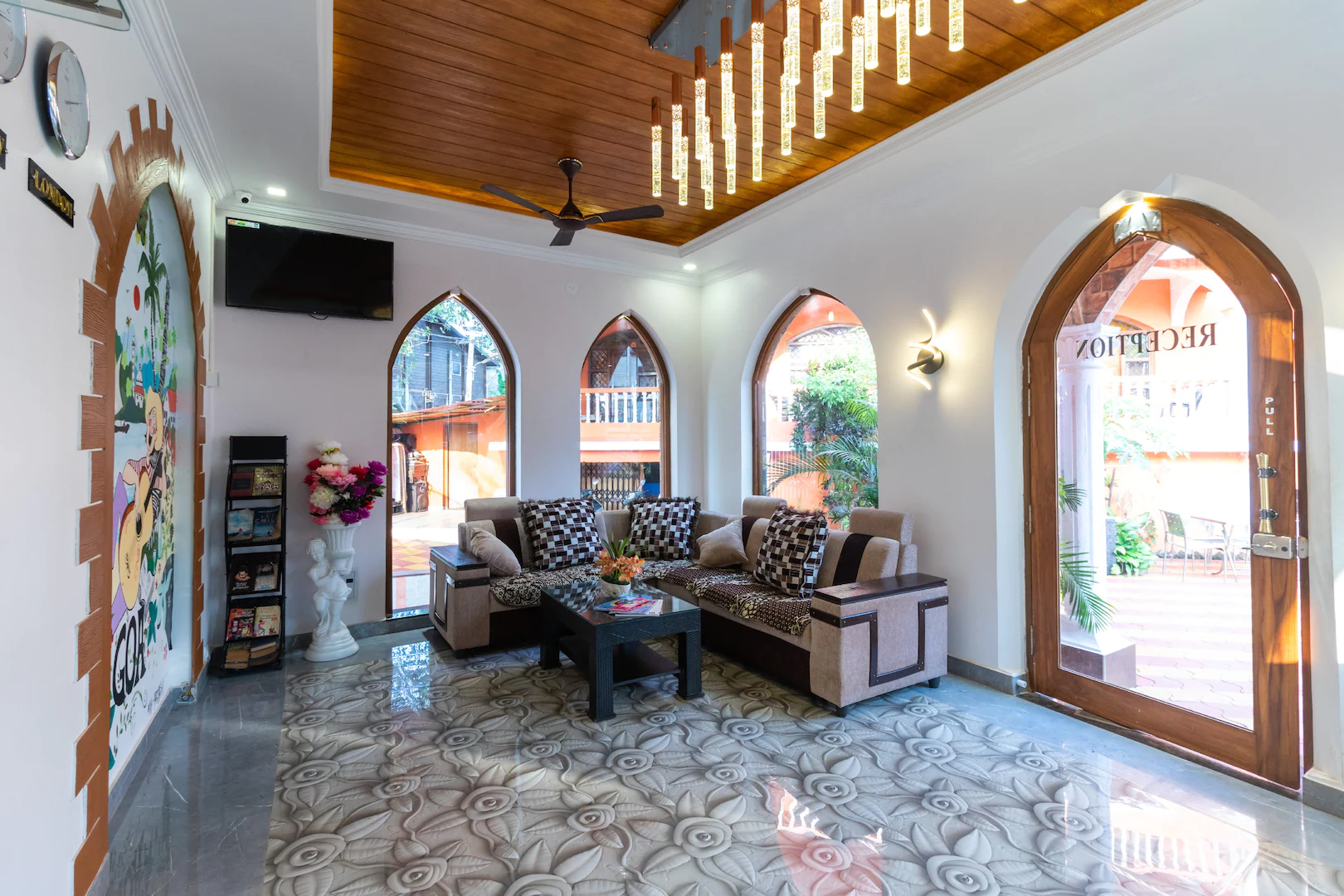 larios beach holidays by the beach